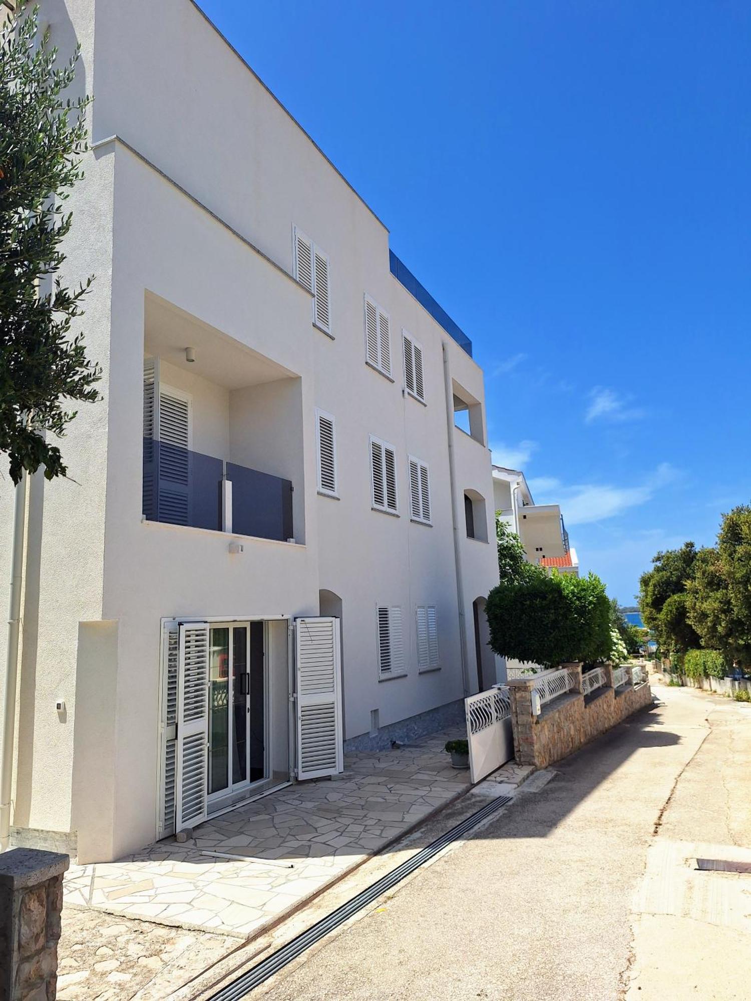 Katarina Apartment *