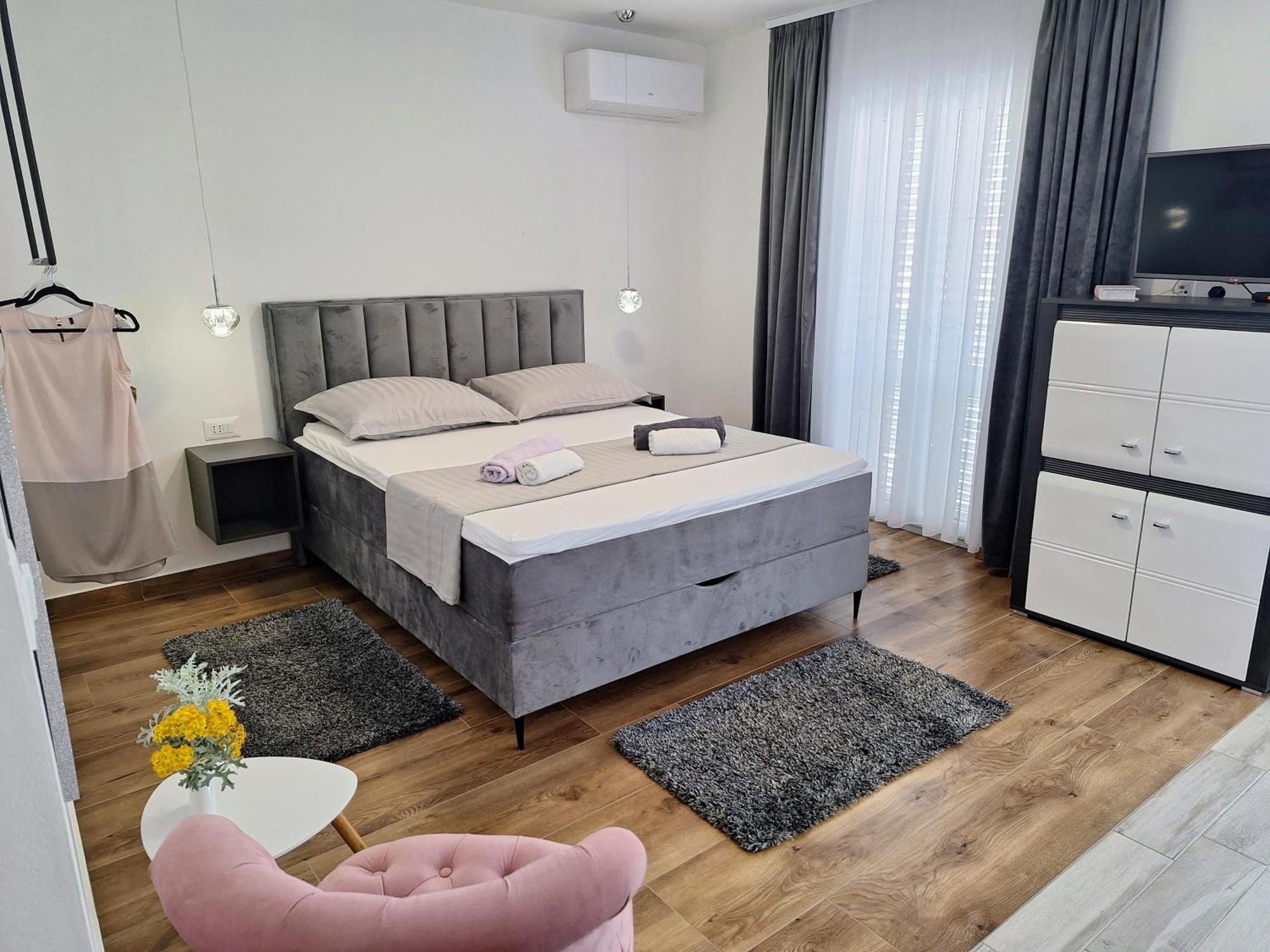 Apartment Katarina *